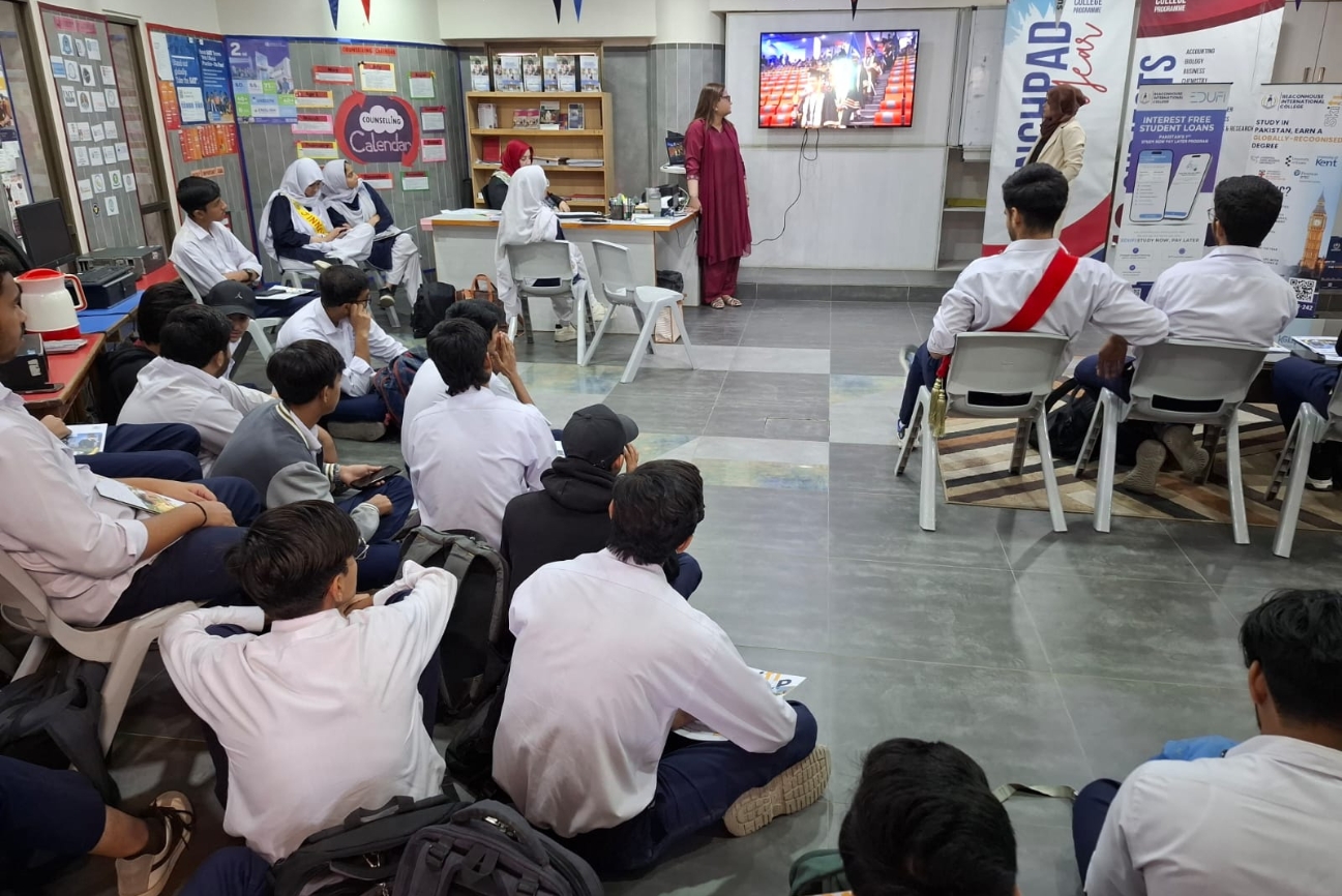 Ms Safia Cassim Engages Students in a Dynamic Outreach Session