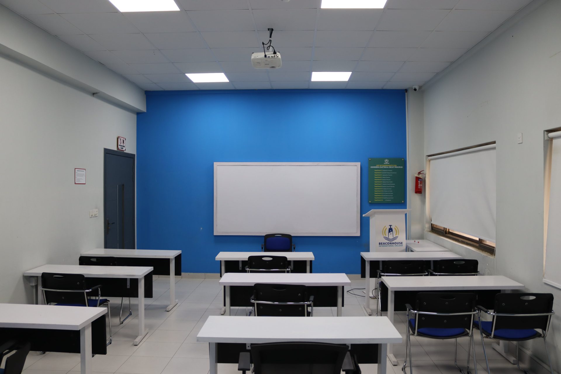 Microprocessor Engineering Lab at Islamabad Campus