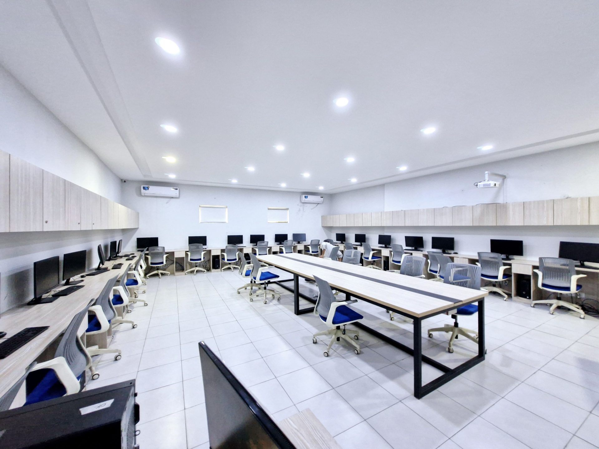 IT Lab at Lahore Campus